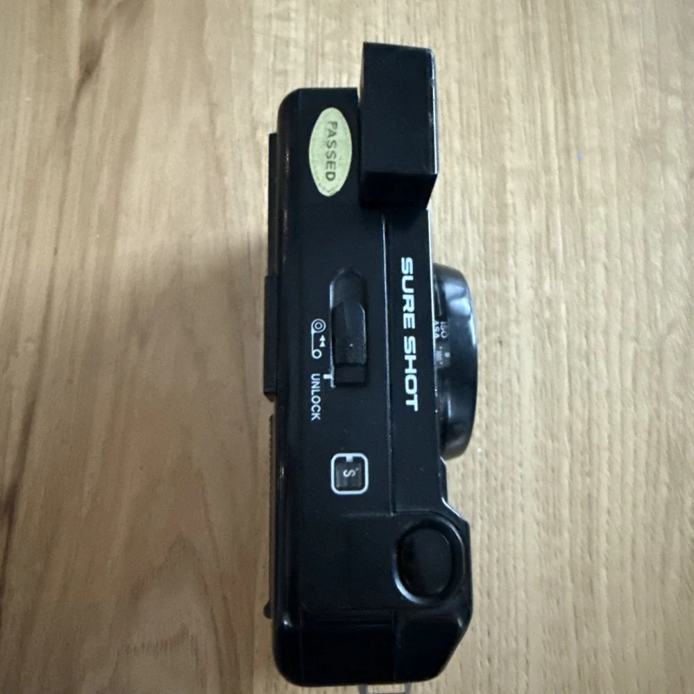 Canon Sure Shot 38mm 2.8 Film Camera Autoboy 35mm & Case- For Parts Only